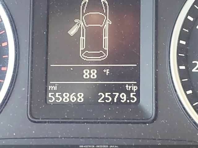 Серый Фольксваген Тигуан, объемом двигателя 2 л и пробегом 55 тыс. км за 8000 $, фото 14 на Automoto.ua