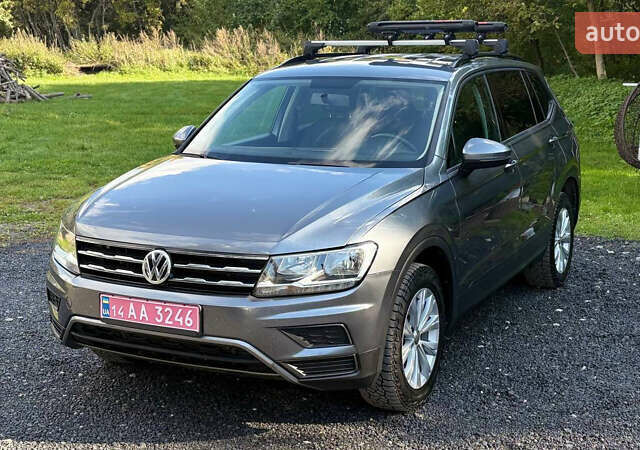 Сірий Фольксваген Тігуан, об'ємом двигуна 1.98 л та пробігом 149 тис. км за 17800 $, фото 7 на Automoto.ua