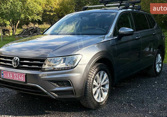 Сірий Фольксваген Тігуан, об'ємом двигуна 1.98 л та пробігом 149 тис. км за 17800 $, фото 17 на Automoto.ua