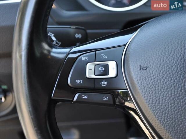 Сірий Фольксваген Тігуан, об'ємом двигуна 1.98 л та пробігом 119 тис. км за 22900 $, фото 30 на Automoto.ua