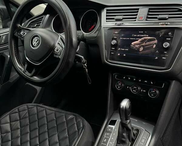 Серый Фольксваген Тигуан, объемом двигателя 1.97 л и пробегом 170 тыс. км за 24900 $, фото 14 на Automoto.ua