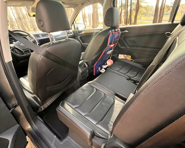 Сірий Фольксваген Тігуан, об'ємом двигуна 1.98 л та пробігом 81 тис. км за 23000 $, фото 18 на Automoto.ua