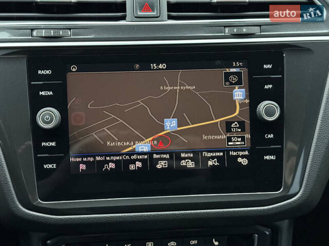 Серый Фольксваген Тигуан, объемом двигателя 2 л и пробегом 263 тыс. км за 18700 $, фото 23 на Automoto.ua