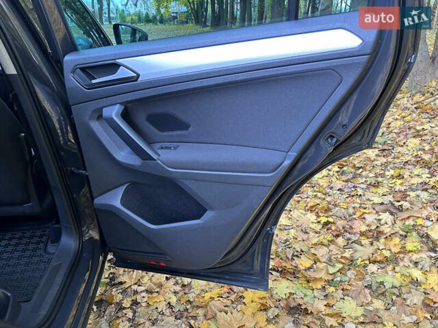 Серый Фольксваген Тигуан, объемом двигателя 1.98 л и пробегом 265 тыс. км за 20999 $, фото 8 на Automoto.ua