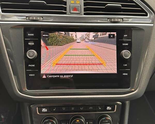 Серый Фольксваген Тигуан, объемом двигателя 1.97 л и пробегом 66 тыс. км за 29500 $, фото 8 на Automoto.ua