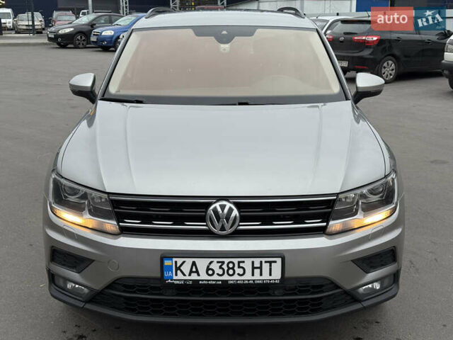Серый Фольксваген Тигуан, объемом двигателя 2 л и пробегом 263 тыс. км за 18700 $, фото 5 на Automoto.ua