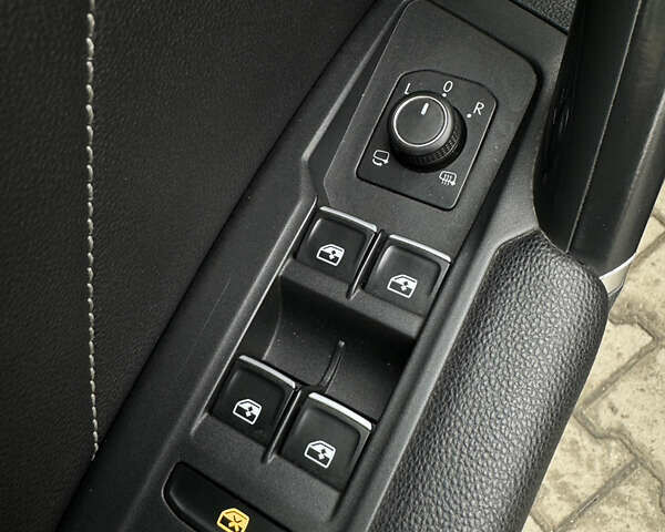 Сірий Фольксваген Тігуан, об'ємом двигуна 1.98 л та пробігом 163 тис. км за 28600 $, фото 29 на Automoto.ua