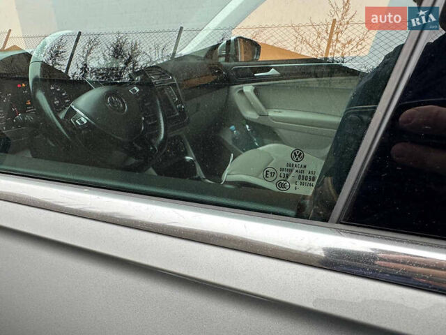 Серый Фольксваген Тигуан, объемом двигателя 1.97 л и пробегом 149 тыс. км за 25500 $, фото 41 на Automoto.ua