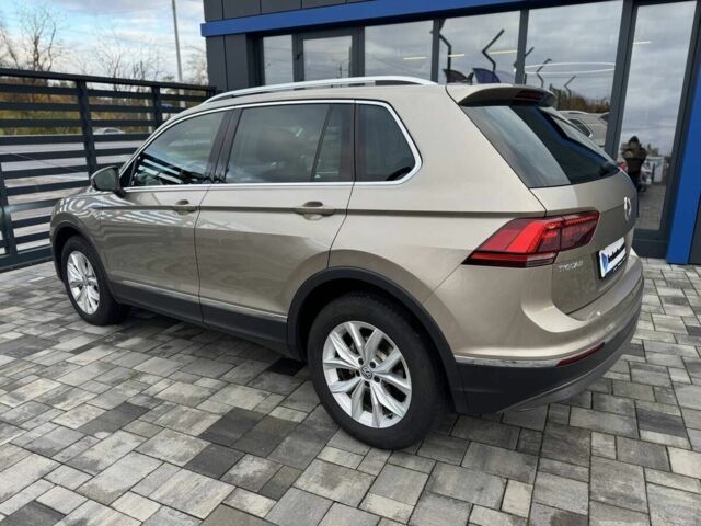 Серый Фольксваген Тигуан, объемом двигателя 2 л и пробегом 320 тыс. км за 20500 $, фото 9 на Automoto.ua