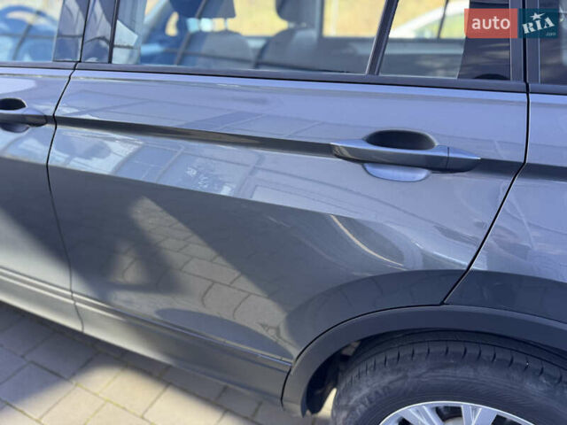 Сірий Фольксваген Тігуан, об'ємом двигуна 1.98 л та пробігом 84 тис. км за 23750 $, фото 39 на Automoto.ua