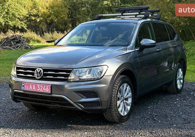 Сірий Фольксваген Тігуан, об'ємом двигуна 1.98 л та пробігом 149 тис. км за 17800 $, фото 6 на Automoto.ua