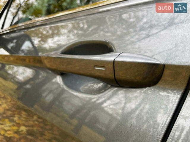 Серый Фольксваген Тигуан, объемом двигателя 2 л и пробегом 205 тыс. км за 16940 $, фото 27 на Automoto.ua