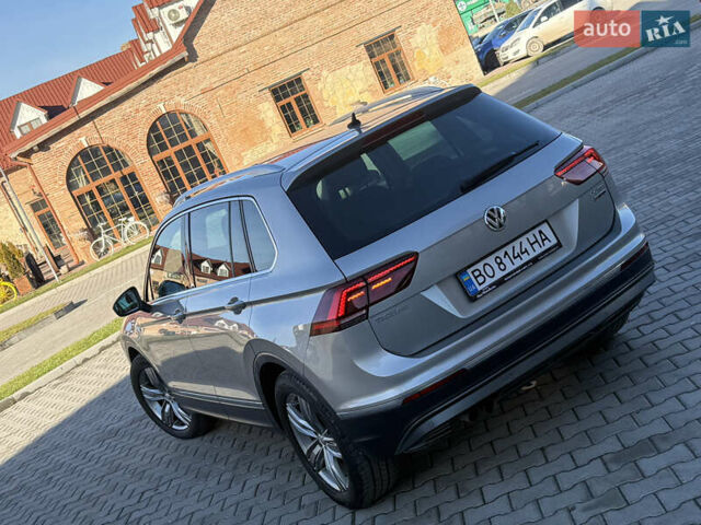 Серый Фольксваген Тигуан, объемом двигателя 2 л и пробегом 224 тыс. км за 25700 $, фото 24 на Automoto.ua