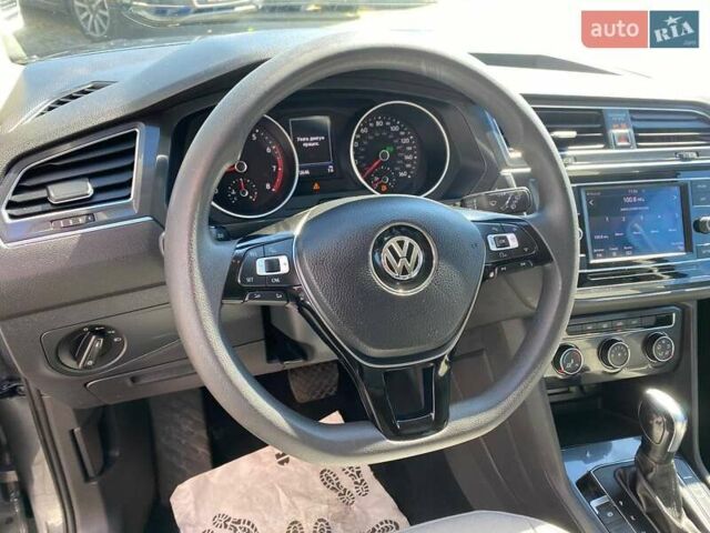Серый Фольксваген Тигуан, объемом двигателя 2 л и пробегом 172 тыс. км за 14300 $, фото 13 на Automoto.ua
