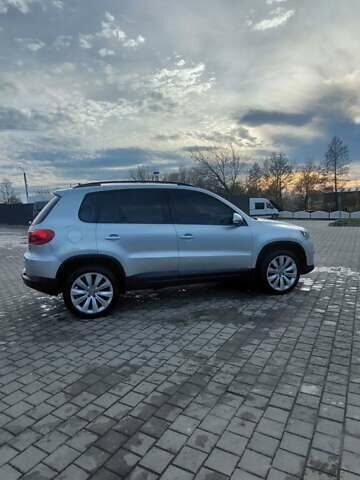 Серый Фольксваген Тигуан, объемом двигателя 1.98 л и пробегом 145 тыс. км за 12850 $, фото 14 на Automoto.ua