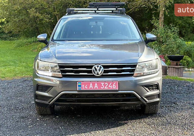 Сірий Фольксваген Тігуан, об'ємом двигуна 1.98 л та пробігом 149 тис. км за 17800 $, фото 20 на Automoto.ua