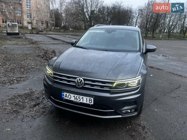 Серый Фольксваген Тигуан, объемом двигателя 1.98 л и пробегом 271 тыс. км за 24500 $, фото 4 на Automoto.ua