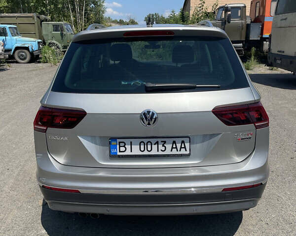 Серый Фольксваген Тигуан, объемом двигателя 1.97 л и пробегом 84 тыс. км за 29000 $, фото 5 на Automoto.ua