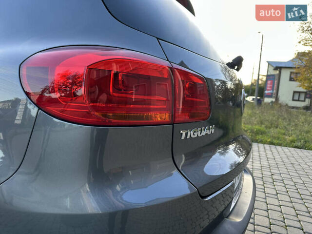 Сірий Фольксваген Тігуан, об'ємом двигуна 1.98 л та пробігом 158 тис. км за 13999 $, фото 51 на Automoto.ua