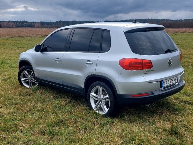 Сірий Фольксваген Тігуан, об'ємом двигуна 2 л та пробігом 48 тис. км за 14000 $, фото 1 на Automoto.ua