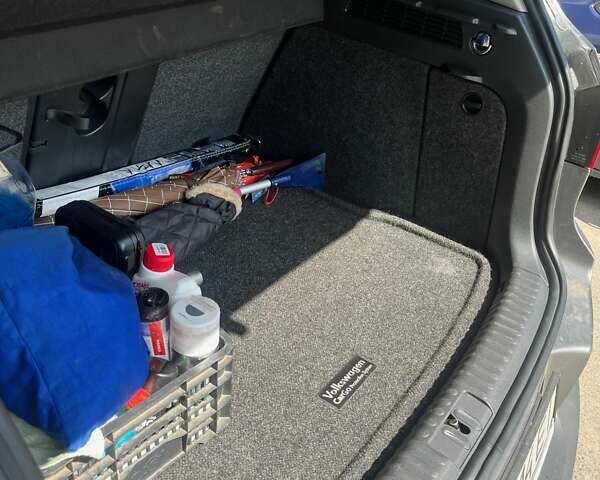 Серый Фольксваген Тигуан, объемом двигателя 1.98 л и пробегом 120 тыс. км за 15700 $, фото 13 на Automoto.ua