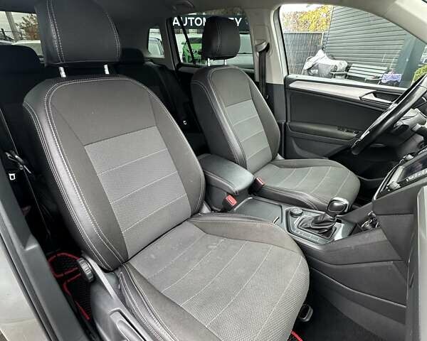 Серый Фольксваген Тигуан, объемом двигателя 1.97 л и пробегом 165 тыс. км за 25999 $, фото 20 на Automoto.ua