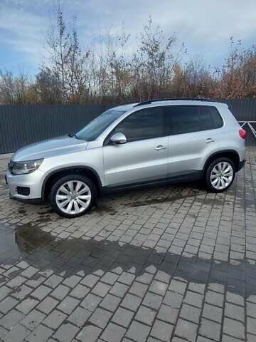 Серый Фольксваген Тигуан, объемом двигателя 1.98 л и пробегом 145 тыс. км за 12850 $, фото 16 на Automoto.ua