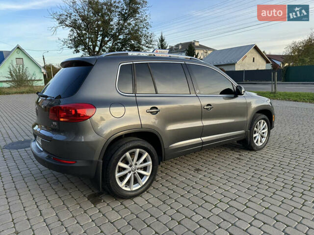 Сірий Фольксваген Тігуан, об'ємом двигуна 1.98 л та пробігом 158 тис. км за 13999 $, фото 5 на Automoto.ua