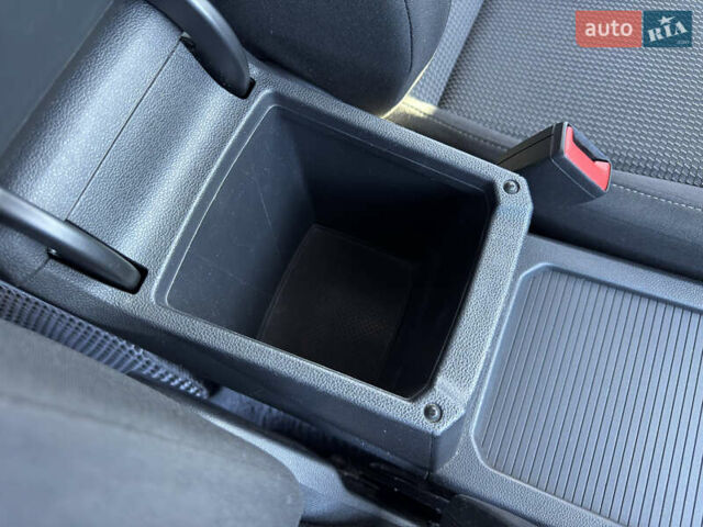Сірий Фольксваген Тігуан, об'ємом двигуна 1.98 л та пробігом 84 тис. км за 23750 $, фото 64 на Automoto.ua