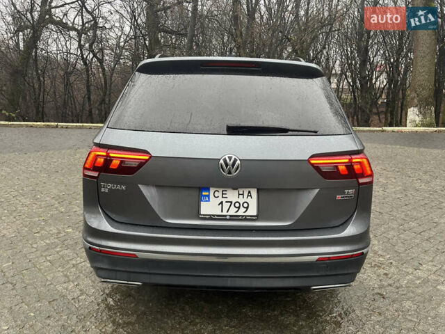 Серый Фольксваген Тигуан, объемом двигателя 2 л и пробегом 126 тыс. км за 19400 $, фото 16 на Automoto.ua