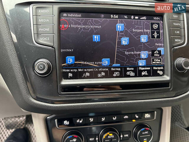 Серый Фольксваген Тигуан, объемом двигателя 1.97 л и пробегом 149 тыс. км за 25500 $, фото 27 на Automoto.ua