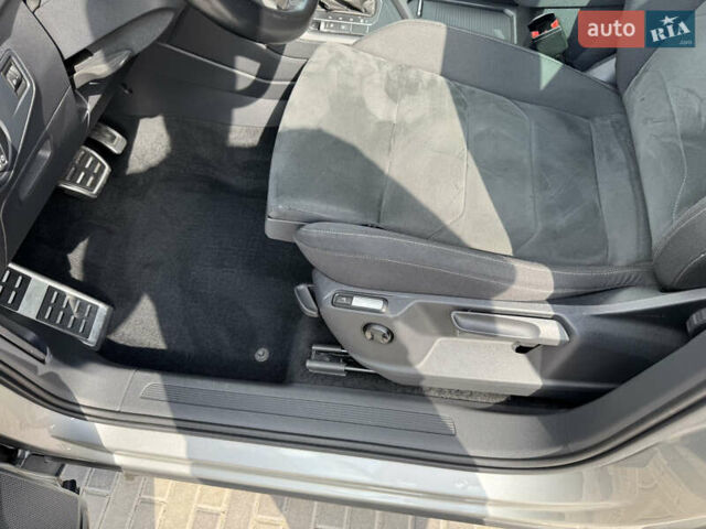 Серый Фольксваген Тигуан, объемом двигателя 1.97 л и пробегом 149 тыс. км за 25000 $, фото 13 на Automoto.ua