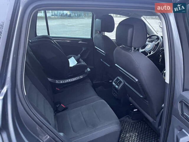 Серый Фольксваген Тигуан, объемом двигателя 1.98 л и пробегом 271 тыс. км за 24500 $, фото 8 на Automoto.ua