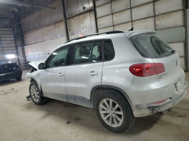 Сірий Фольксваген Тігуан, об'ємом двигуна 2 л та пробігом 187 тис. км за 6900 $, фото 3 на Automoto.ua