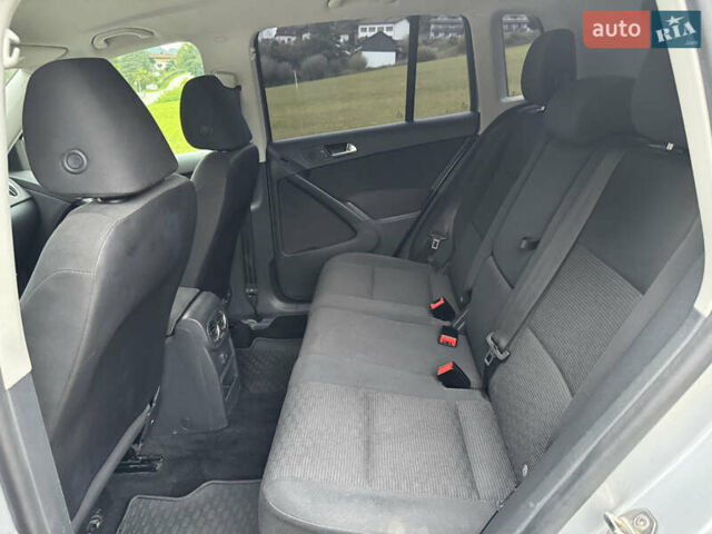 Серый Фольксваген Тигуан, объемом двигателя 1.98 л и пробегом 160 тыс. км за 13200 $, фото 13 на Automoto.ua