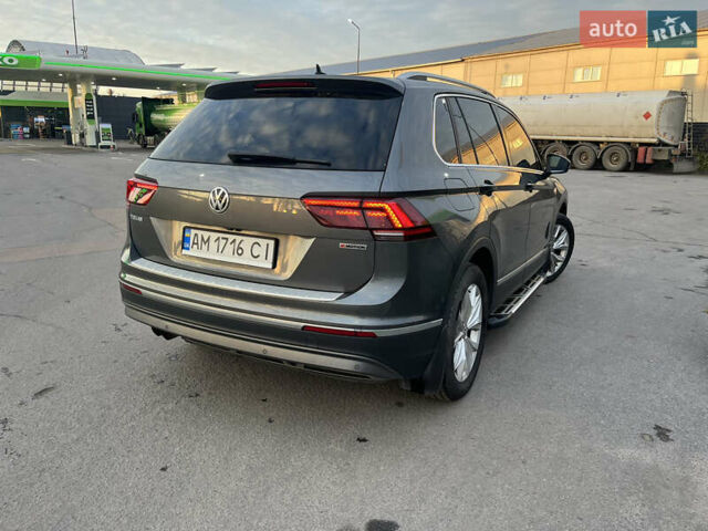 Сірий Фольксваген Тігуан, об'ємом двигуна 1.97 л та пробігом 145 тис. км за 27200 $, фото 4 на Automoto.ua