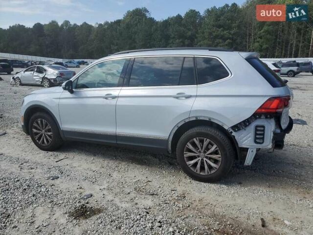 Сірий Фольксваген Тігуан, об'ємом двигуна 1.98 л та пробігом 121 тис. км за 4400 $, фото 5 на Automoto.ua