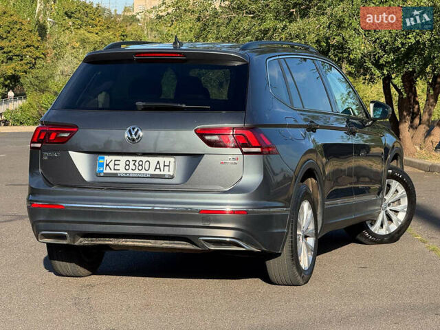 Сірий Фольксваген Тігуан, об'ємом двигуна 1.98 л та пробігом 155 тис. км за 18500 $, фото 7 на Automoto.ua