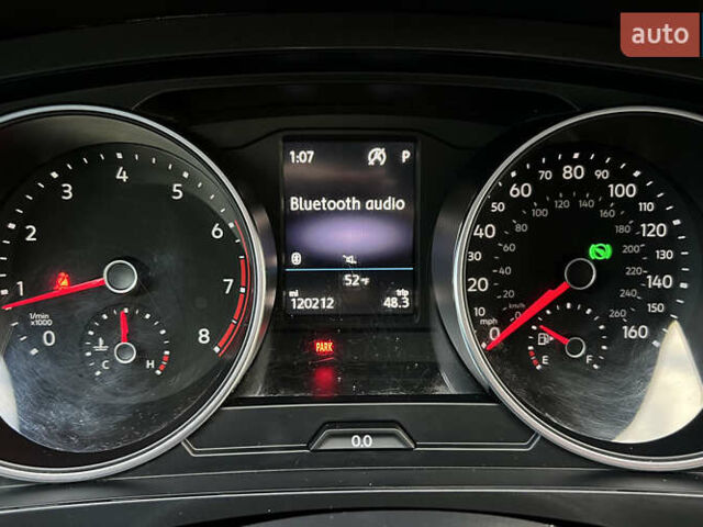 Серый Фольксваген Тигуан, объемом двигателя 2 л и пробегом 190 тыс. км за 17700 $, фото 11 на Automoto.ua