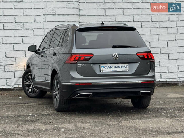 Серый Фольксваген Тигуан, объемом двигателя 2 л и пробегом 187 тыс. км за 18500 $, фото 11 на Automoto.ua