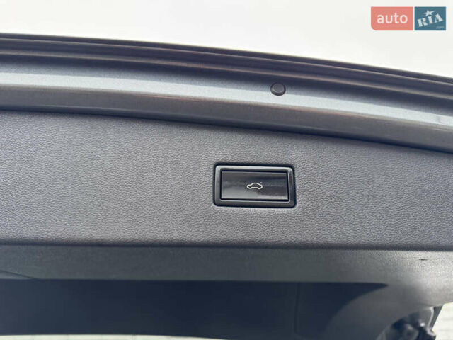 Серый Фольксваген Тигуан, объемом двигателя 2 л и пробегом 187 тыс. км за 18500 $, фото 19 на Automoto.ua