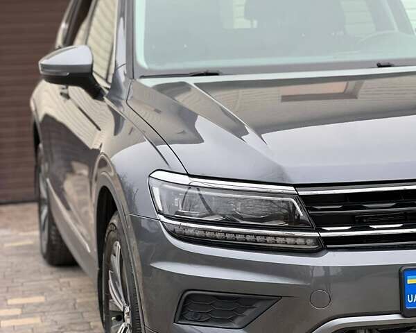 Серый Фольксваген Тигуан, объемом двигателя 1.98 л и пробегом 148 тыс. км за 19300 $, фото 9 на Automoto.ua