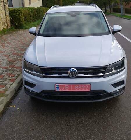 Серый Фольксваген Тигуан, объемом двигателя 2 л и пробегом 195 тыс. км за 23350 $, фото 35 на Automoto.ua