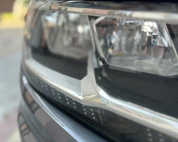 Сірий Фольксваген Тігуан, об'ємом двигуна 1.98 л та пробігом 145 тис. км за 17800 $, фото 21 на Automoto.ua