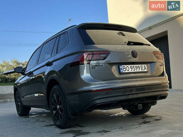Сірий Фольксваген Тігуан, об'ємом двигуна 1.98 л та пробігом 145 тис. км за 17800 $, фото 17 на Automoto.ua