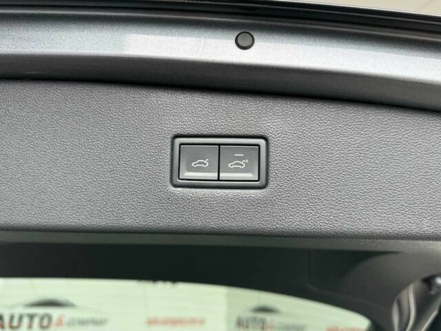 Серый Фольксваген Тигуан, объемом двигателя 2 л и пробегом 155 тыс. км за 28450 $, фото 20 на Automoto.ua