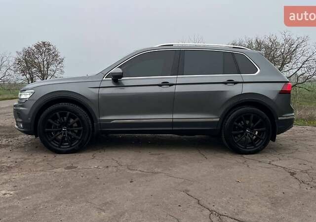 Сірий Фольксваген Тігуан, об'ємом двигуна 1.98 л та пробігом 160 тис. км за 30900 $, фото 2 на Automoto.ua