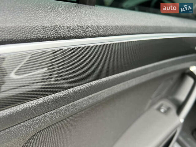 Серый Фольксваген Тигуан, объемом двигателя 1.97 л и пробегом 169 тыс. км за 24800 $, фото 23 на Automoto.ua