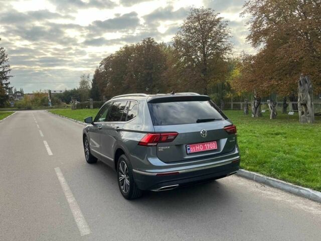 Серый Фольксваген Тигуан, объемом двигателя 2 л и пробегом 135 тыс. км за 18500 $, фото 5 на Automoto.ua