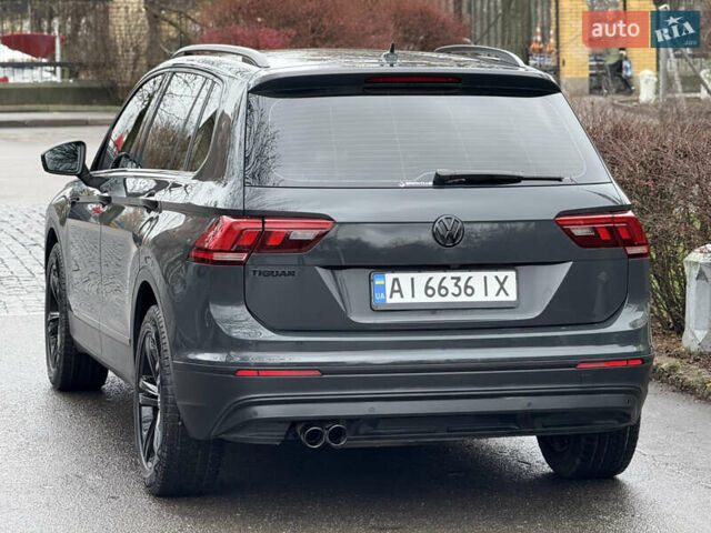 Серый Фольксваген Тигуан, объемом двигателя 2 л и пробегом 56 тыс. км за 24999 $, фото 47 на Automoto.ua